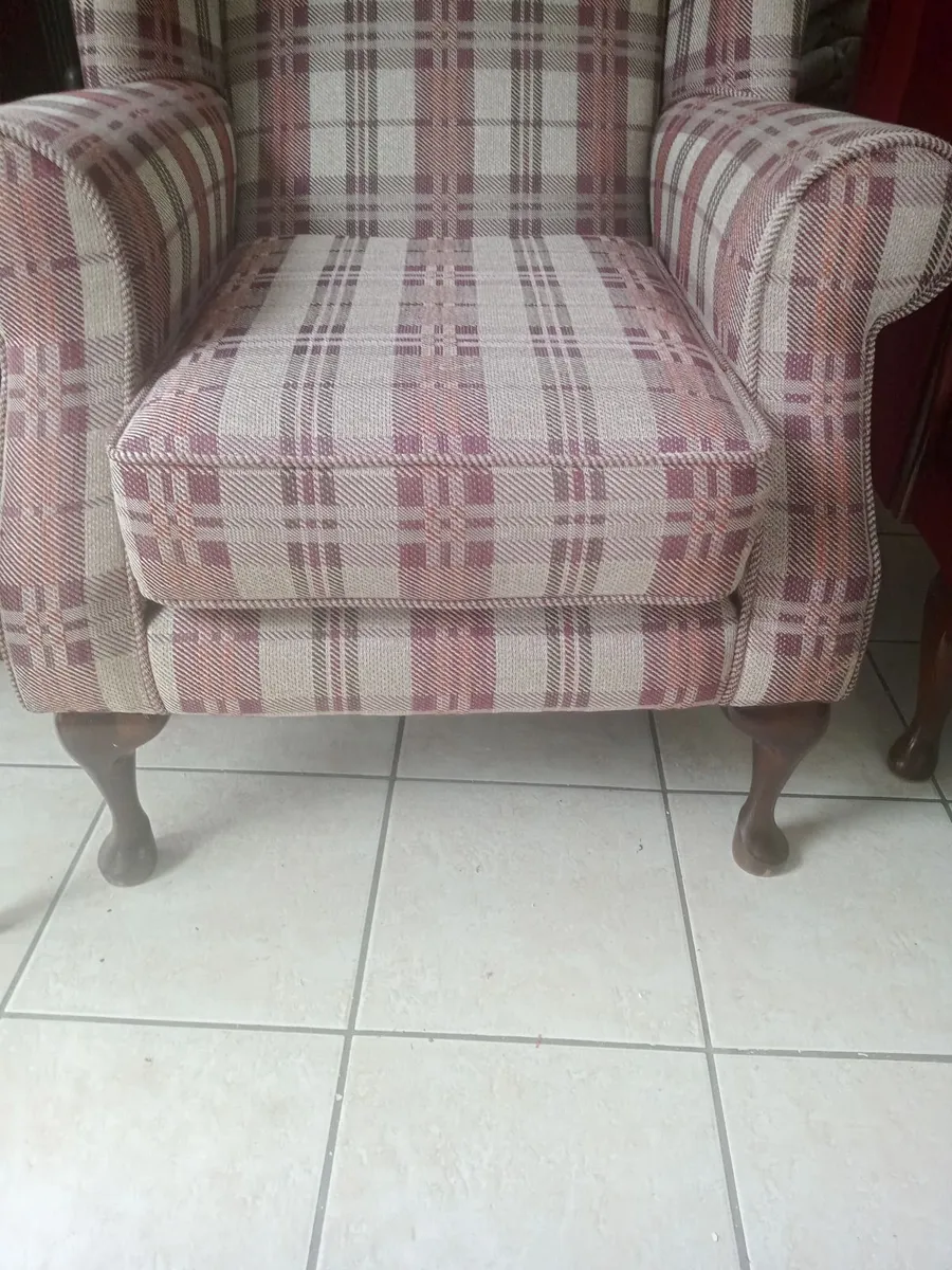Queen Ann Chair - Image 2