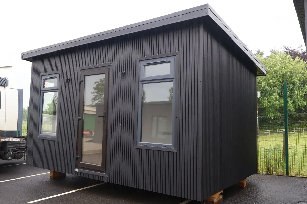 Garden Room - Image 1