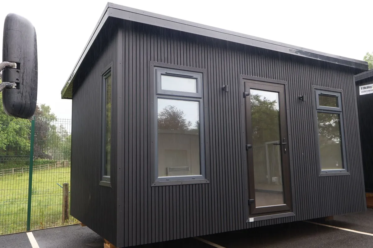 Garden Room - Image 2