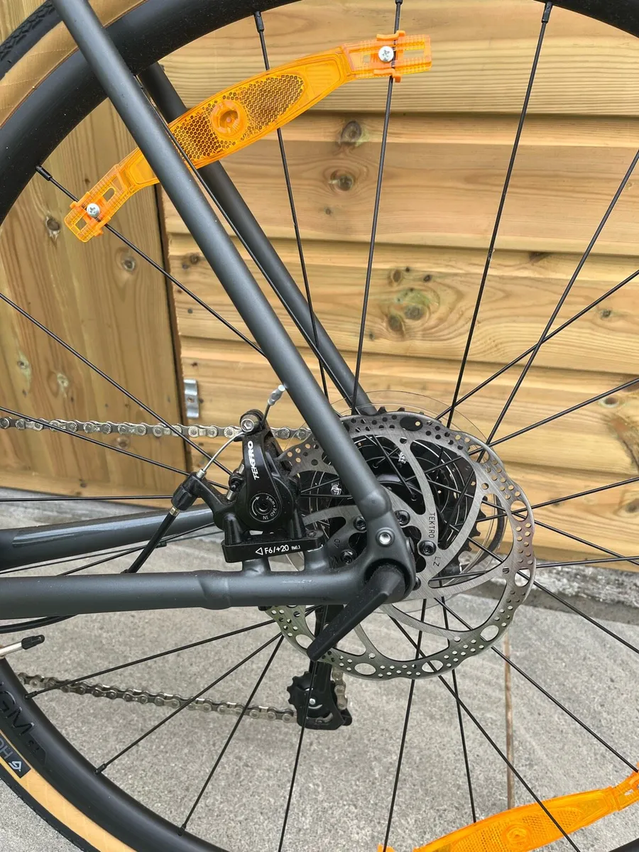 New Trek Domane AL2 bike - Image 4