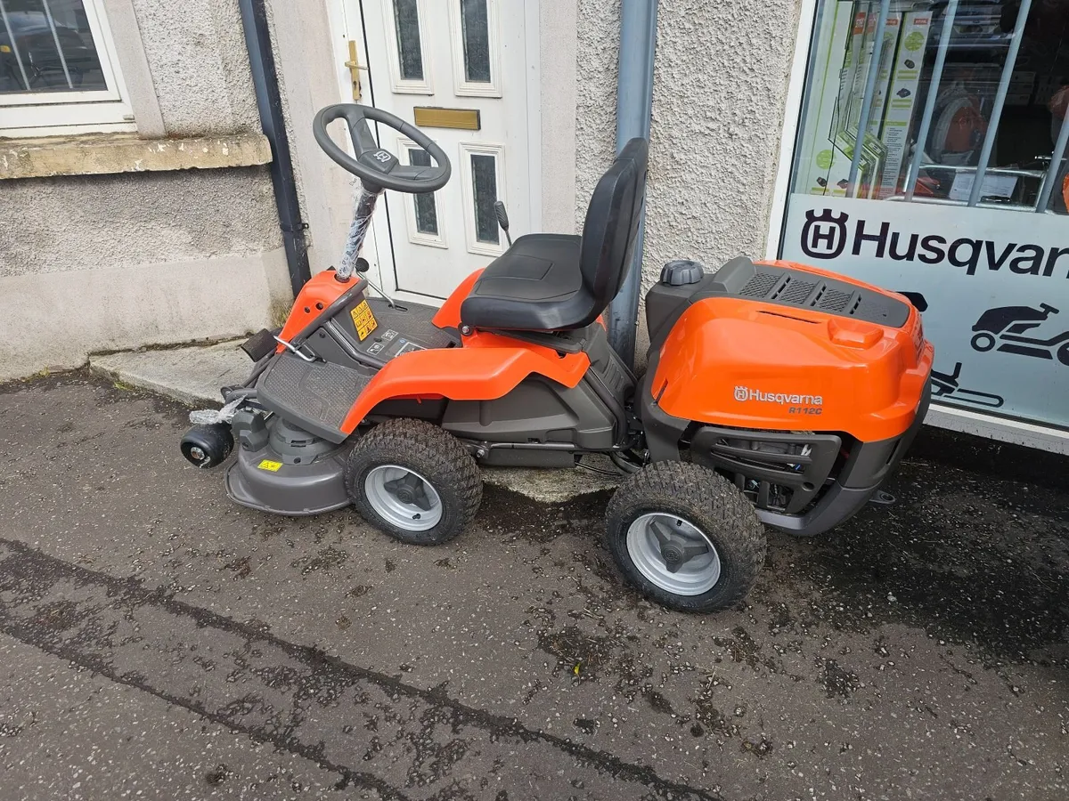 Ride on lawnmower - Image 2