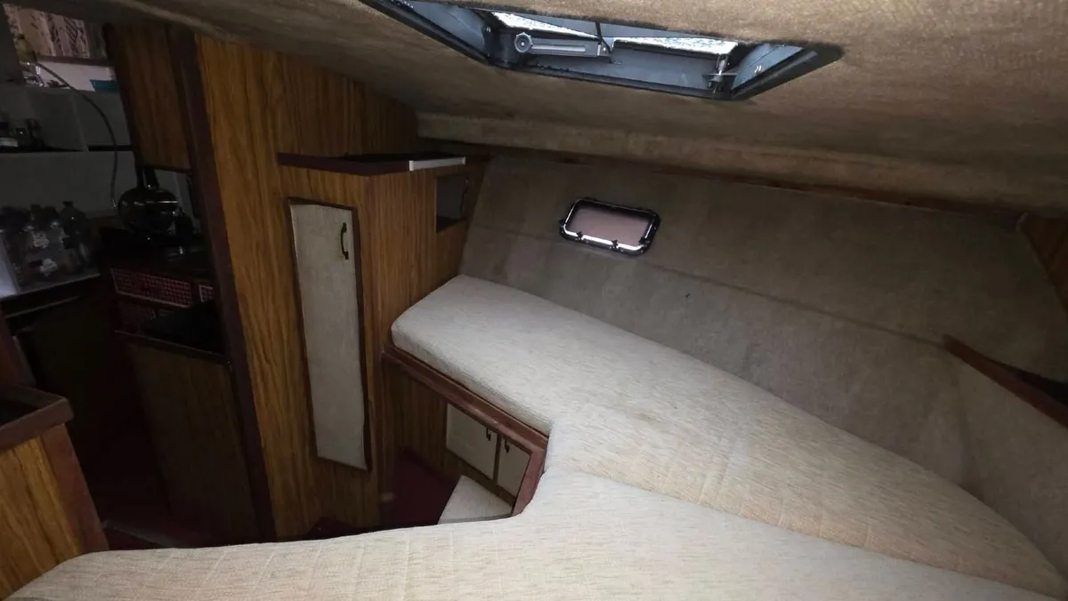 30ft Carver 3007 Aft Cabin Cruiser - Image 4