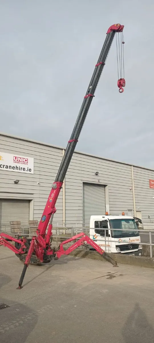USED UNIC Spider Crane's for sale - Image 3