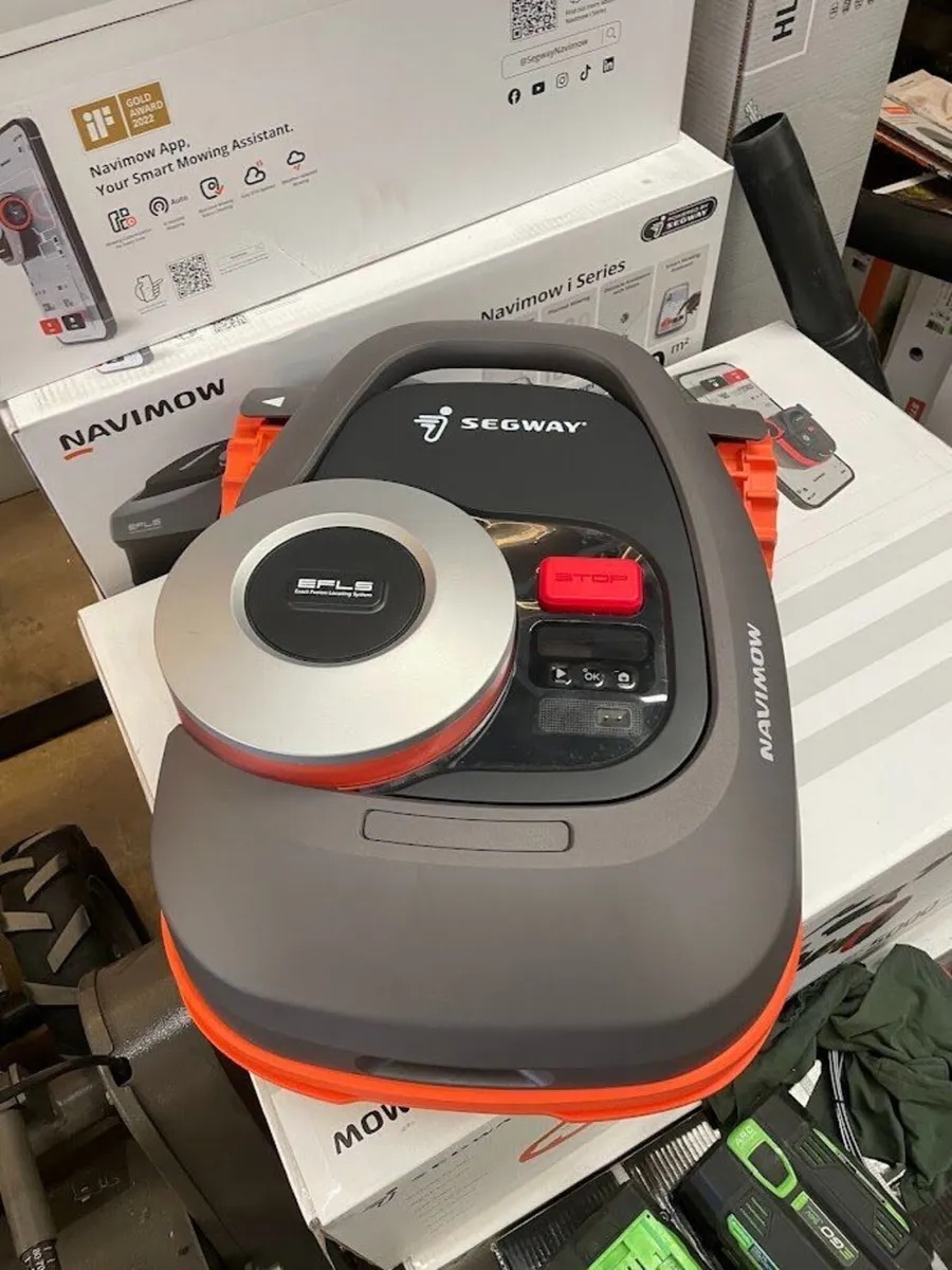 Segway Navimow H1500E Robot Lawnmower - Image 3