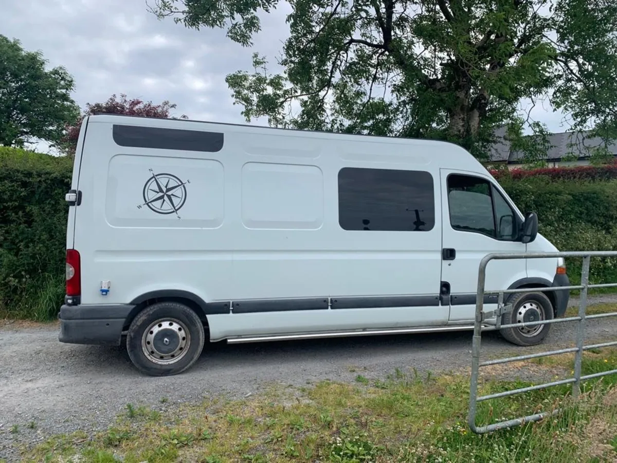 Renault Master 2010 Campervan - Image 2