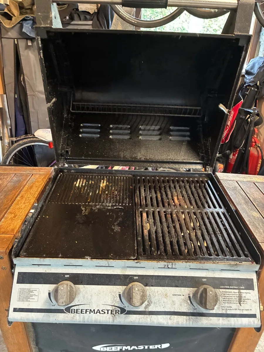 FREE Barbecue - Image 2