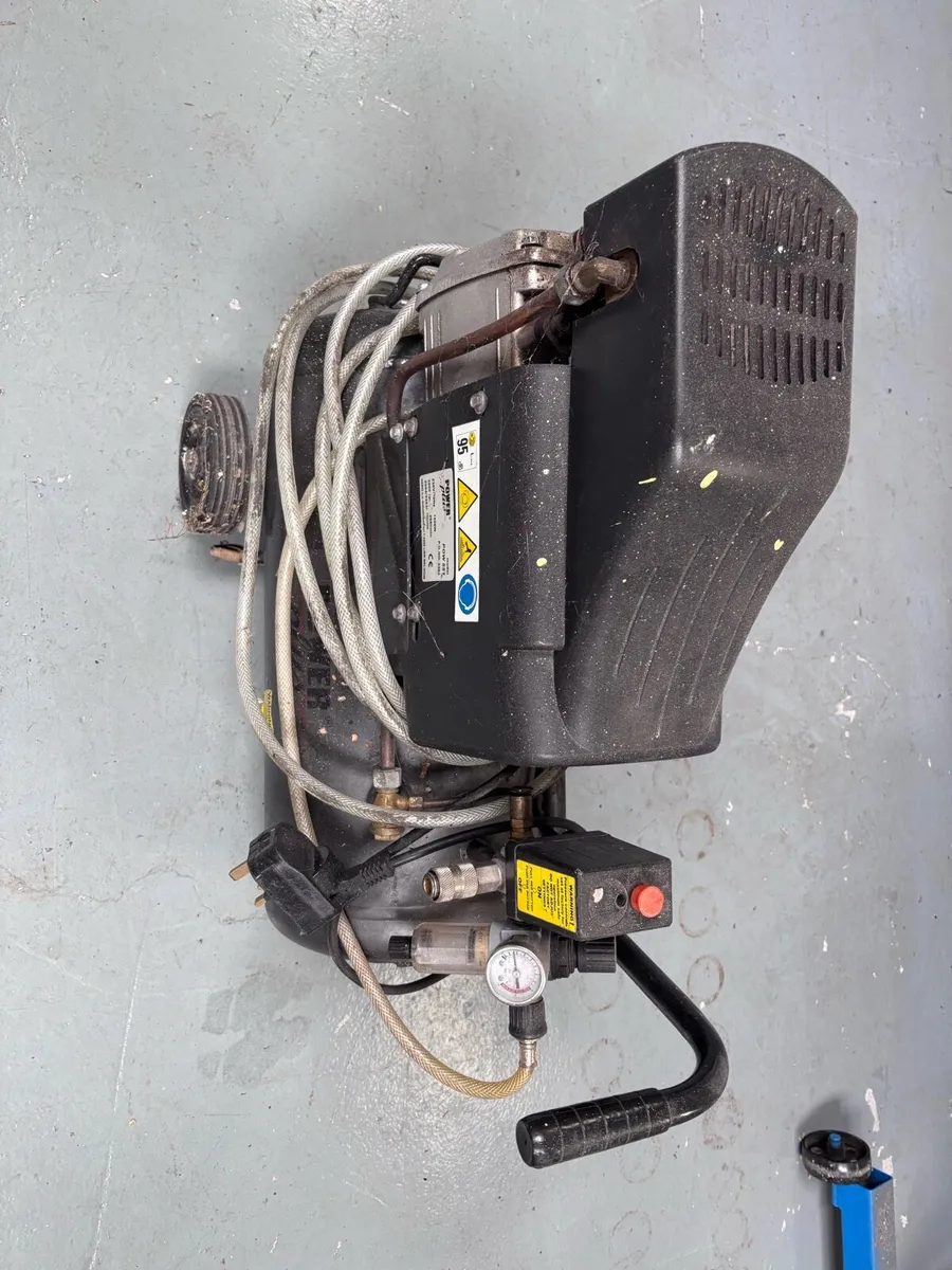Compressors and welder - Image 1