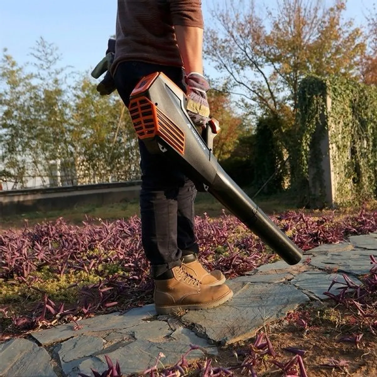 Yardforce Leaf Blower - Image 1