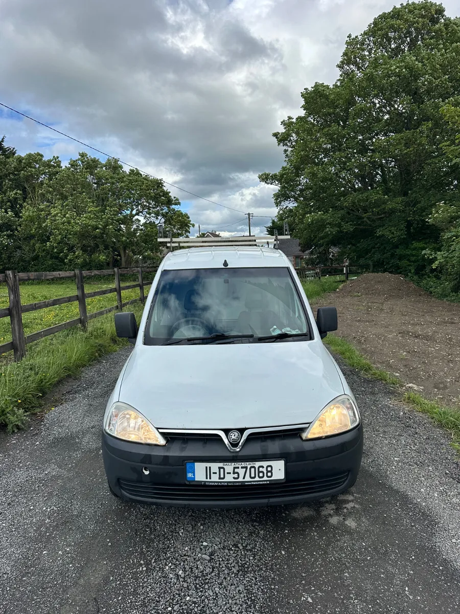 Vauxhall Combo 2011 - Image 2