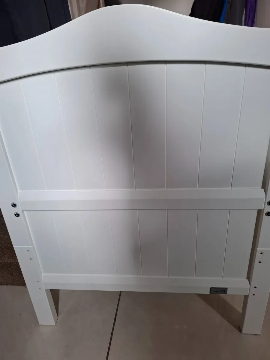 Nested Sorrento Wooden Cot Bed White - Image 2