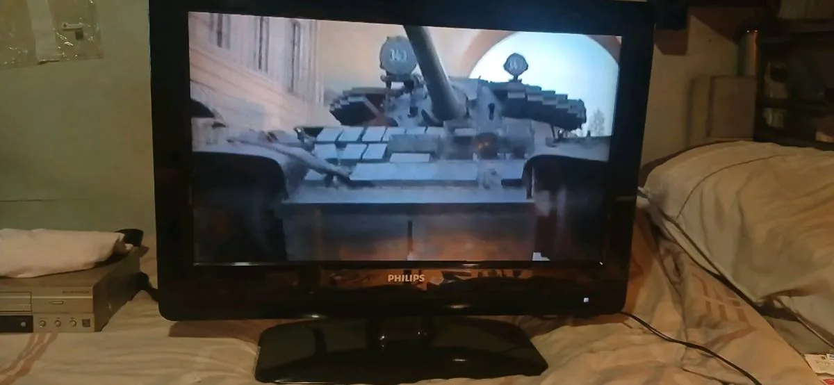 TV - Image 1