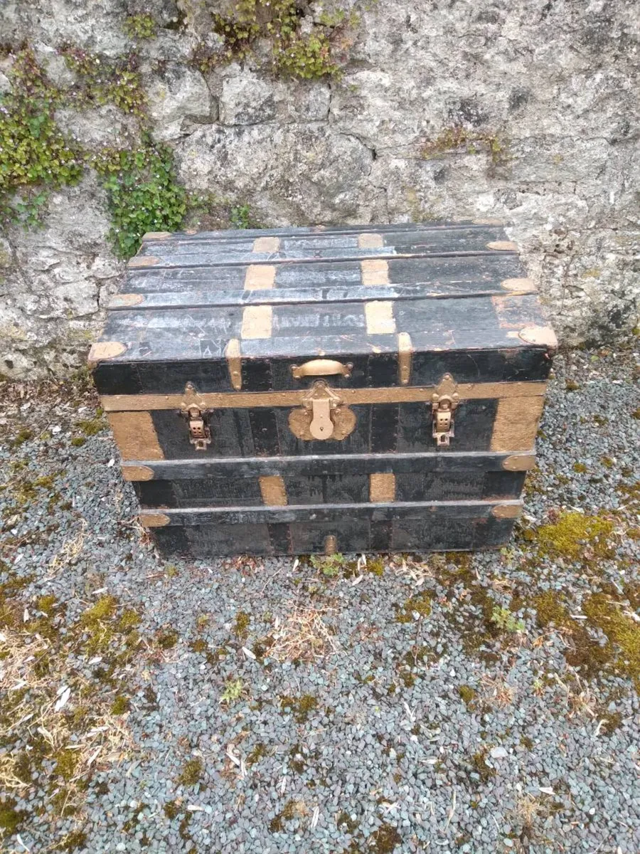 For Sale Vintage Storage Chest Price €50 - Image 1
