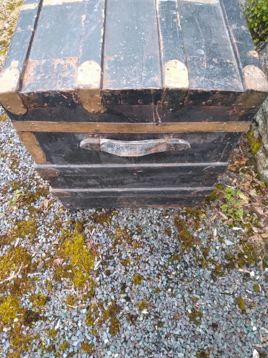 For Sale Vintage Storage Chest Price €50 - Image 3