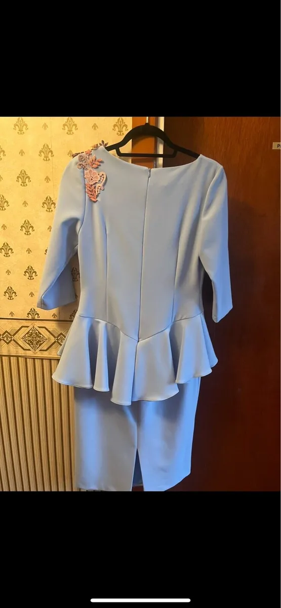 Ladies designer dress - Image 2