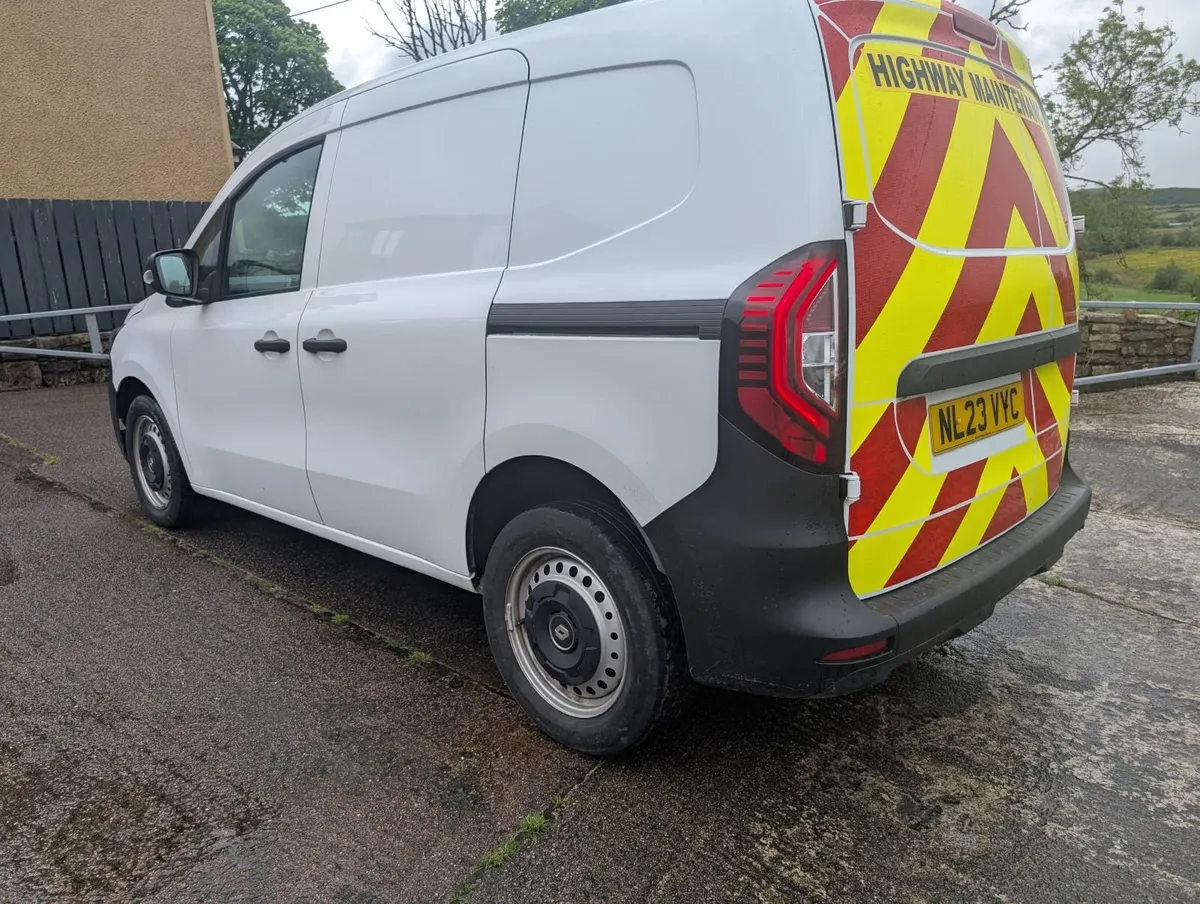 Renault Kangoo 2023 - Image 3