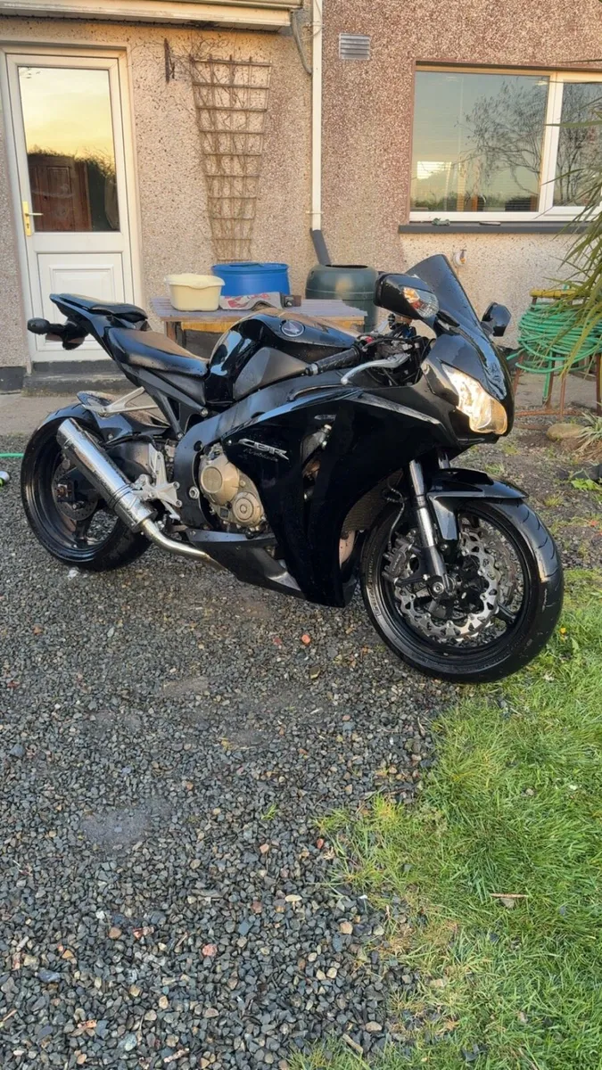 2008 Fireblade - Image 1