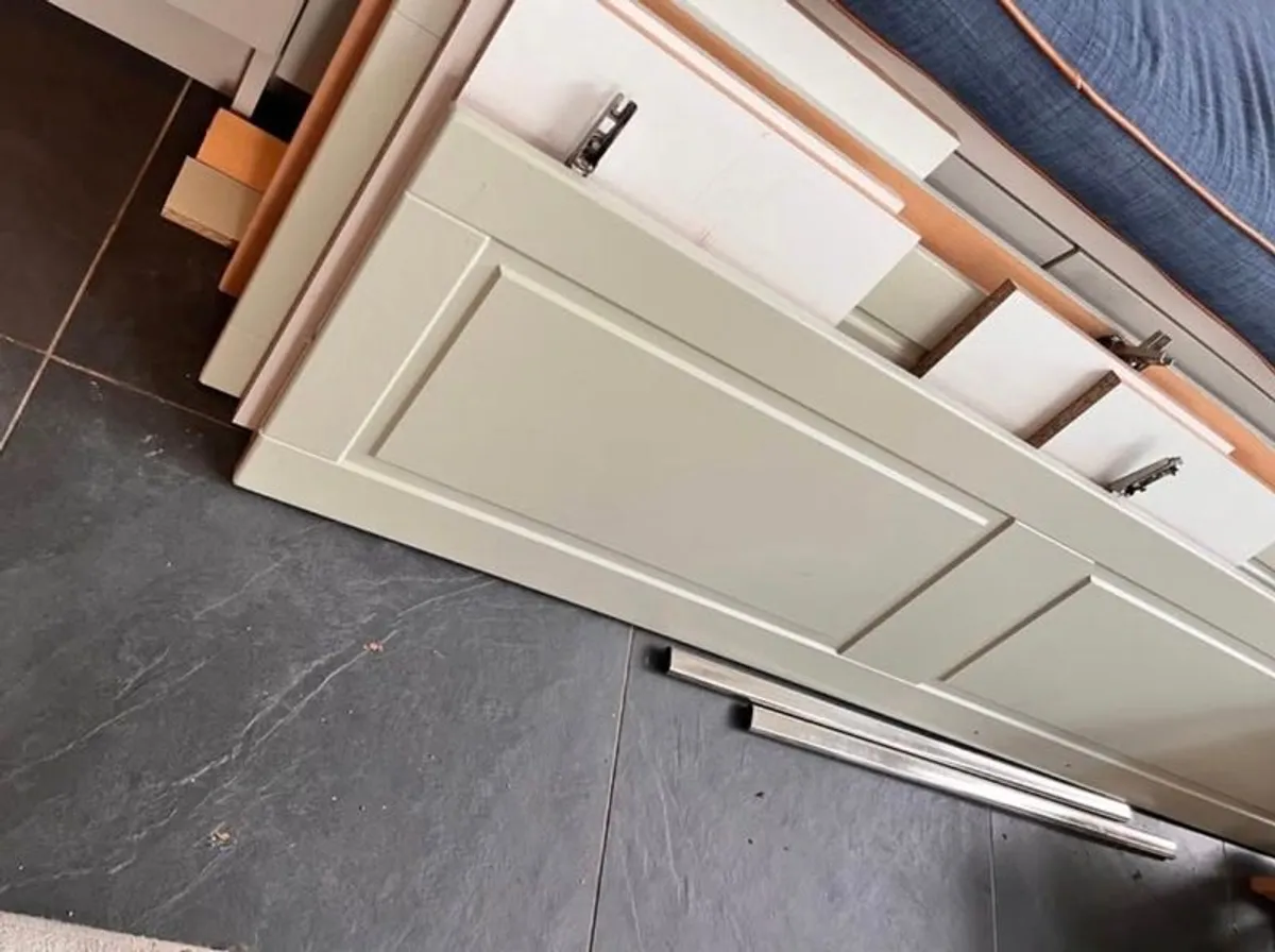 REDUCED - Farrow & Ball Painted Wardrobe Doors - Image 4