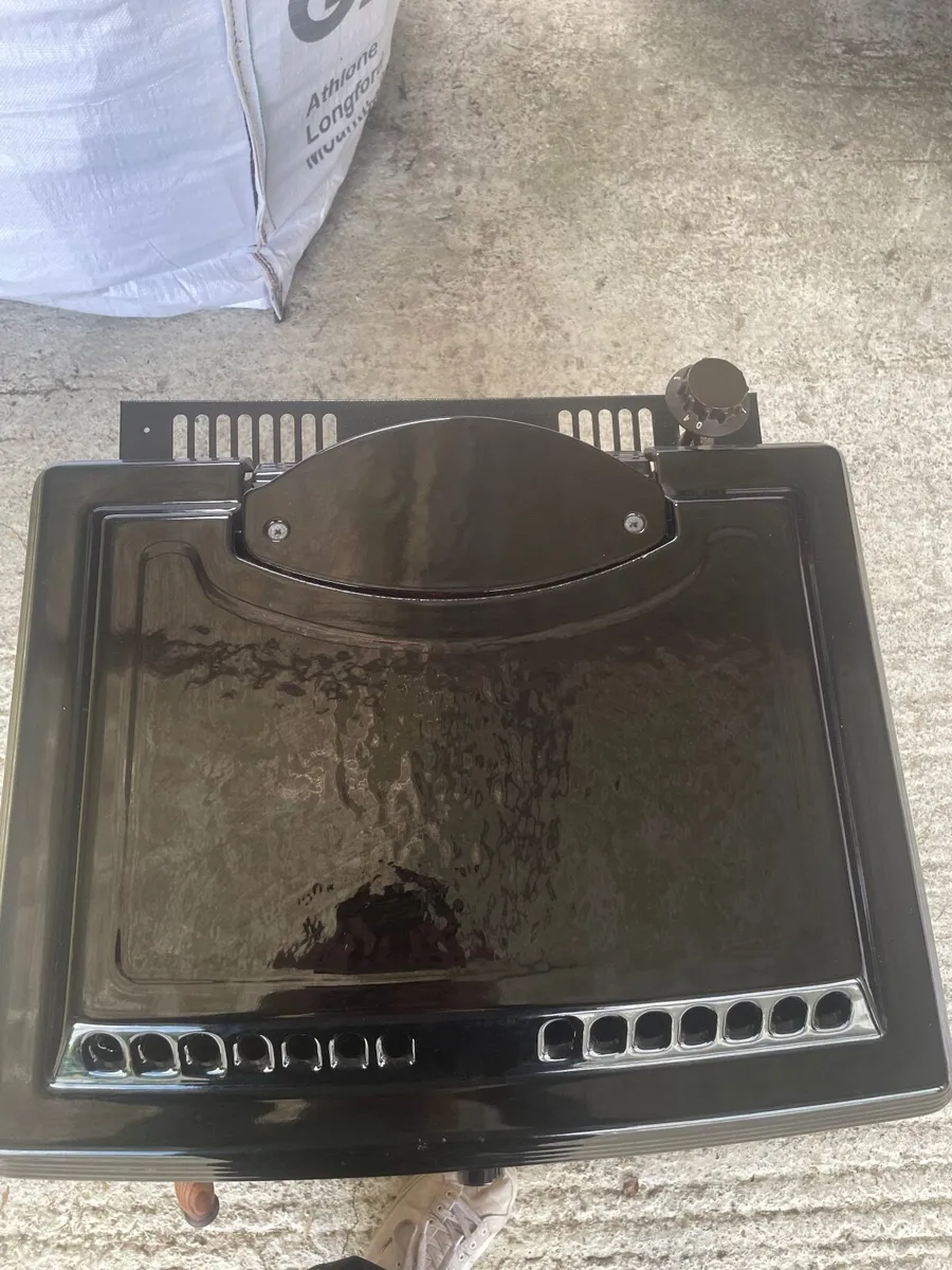 Stanley Erin back stove with back boiler - Image 2