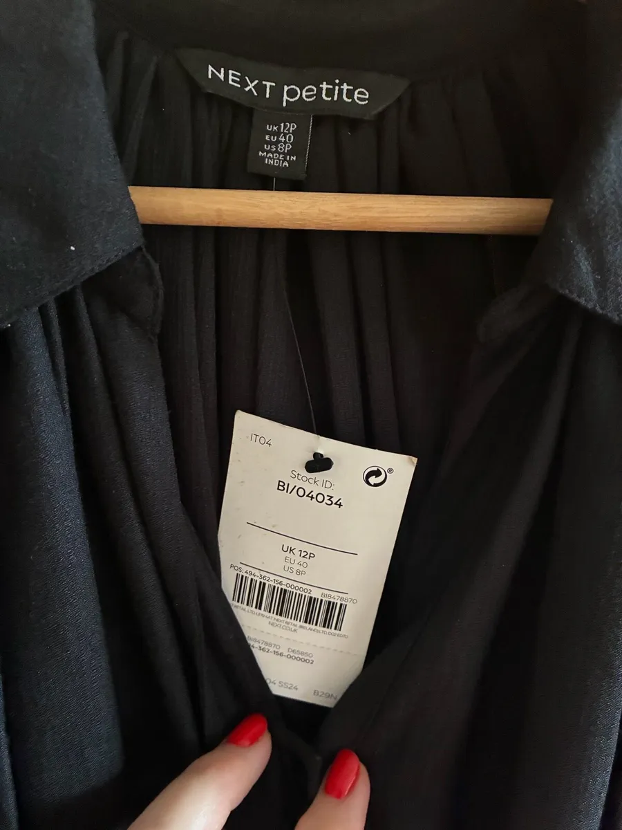 Ladies dress - Image 2