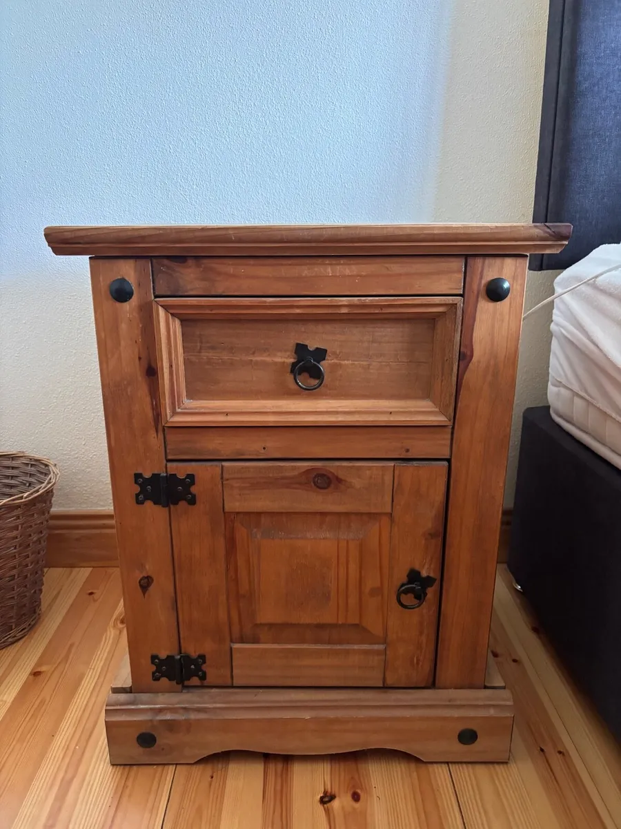 Furniture - Image 4