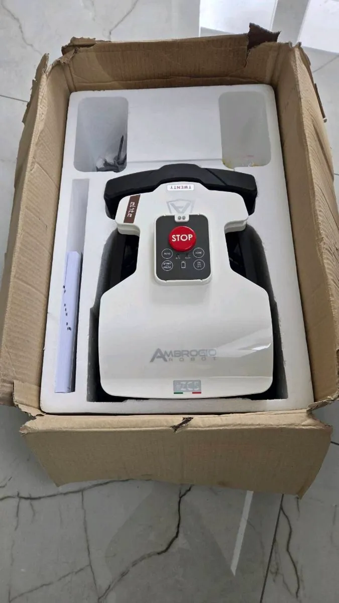 New robot mower - Image 1