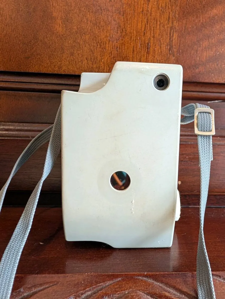 Vintage Kodak ‘Brownie’ Vecta Camera - Image 4