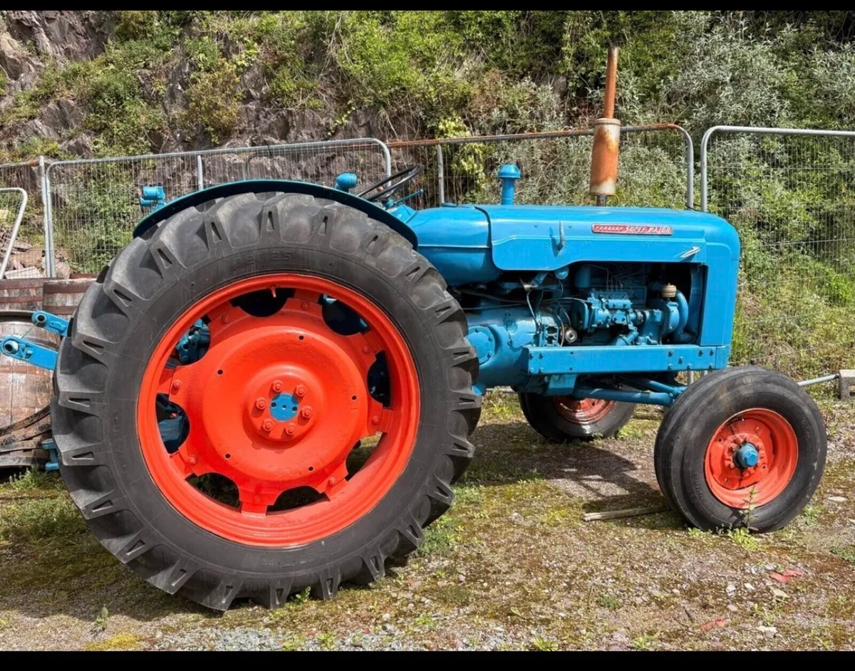 Vintage Ford Major - Image 1