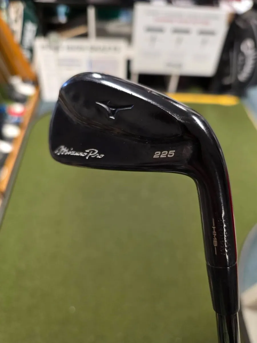 Mizuno Pro 225 Forged Limited Edition Irons - Image 3