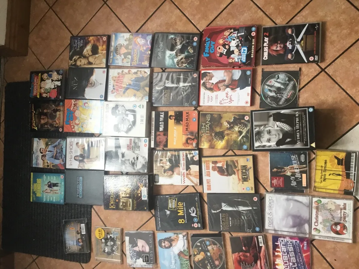 DVDs and cds - Image 2