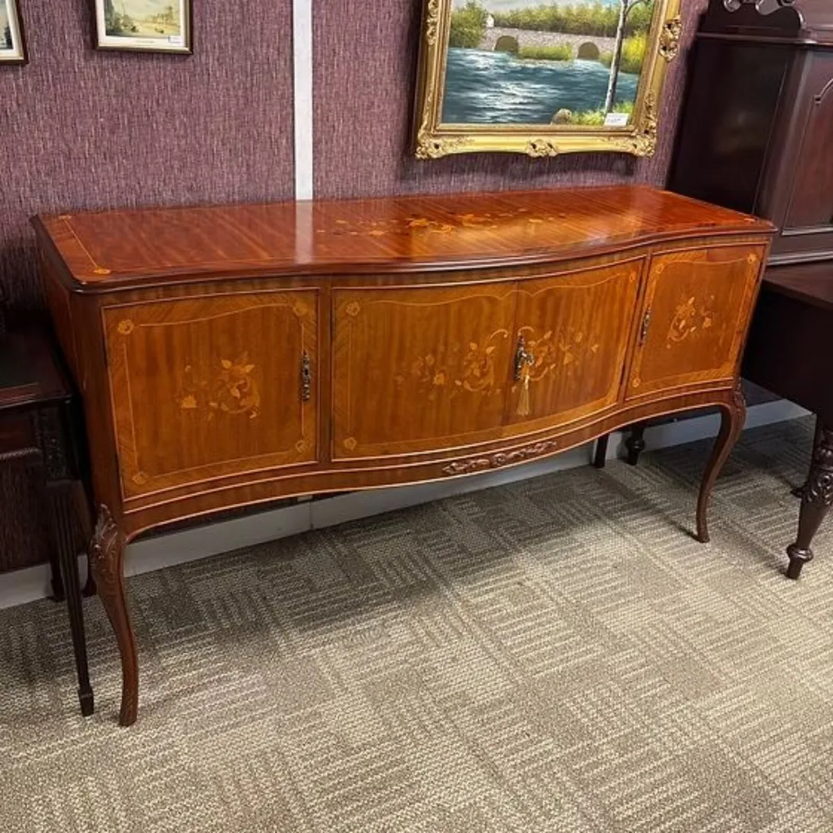 Fabulous mahogany bow fronted four door sideboard - Image 2