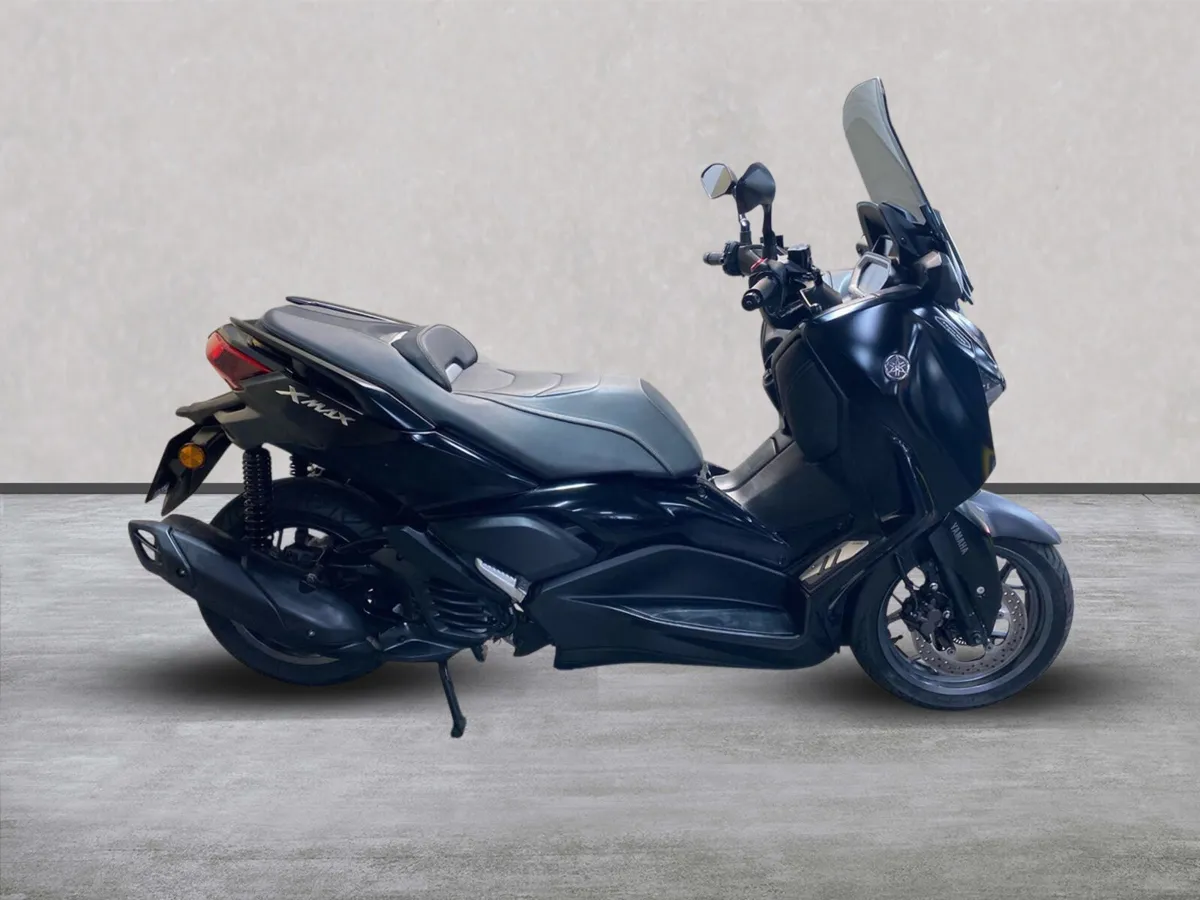 Yamaha X-Max 125 Tech-Max Scooter, NI Registered - Image 1