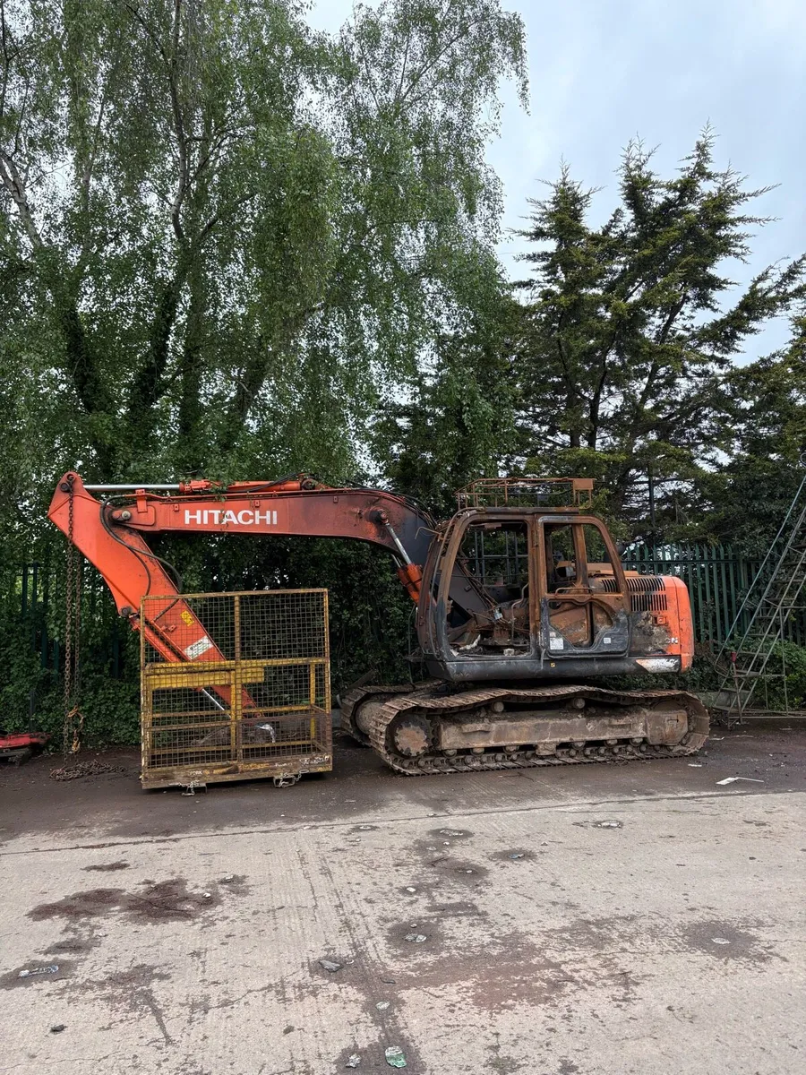 Hitachi Zaxis - Image 1