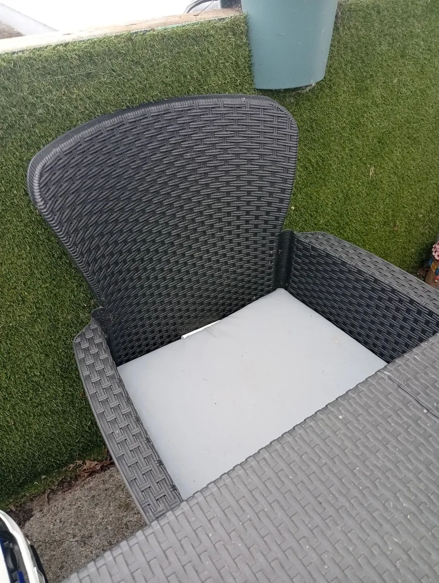 Garden Dining Set - Image 2