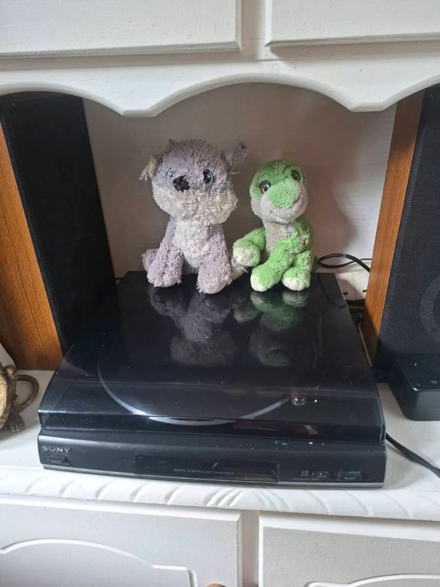 Vinal, Cassettes, Record Player's, Cassette Player - Image 2