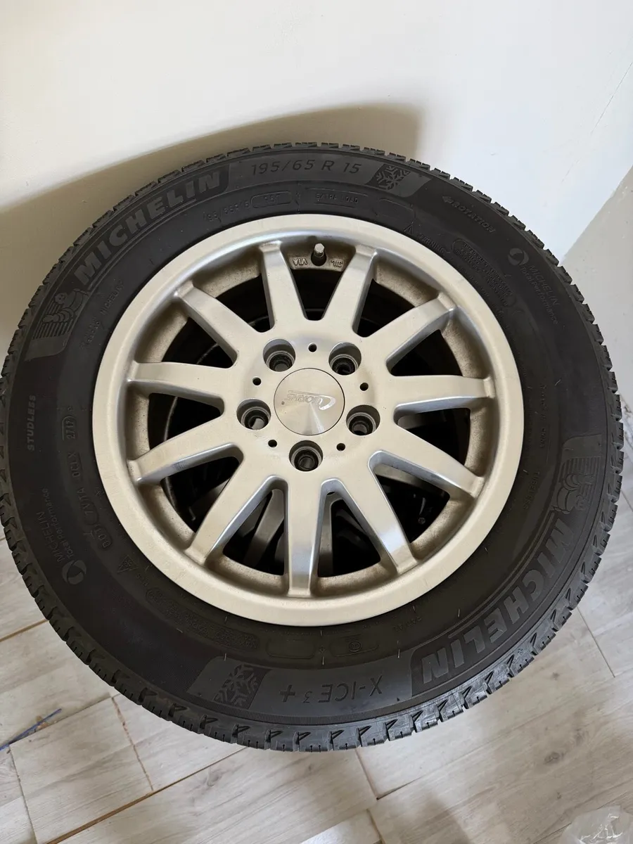 15 inches Alloy Wheels - Image 1