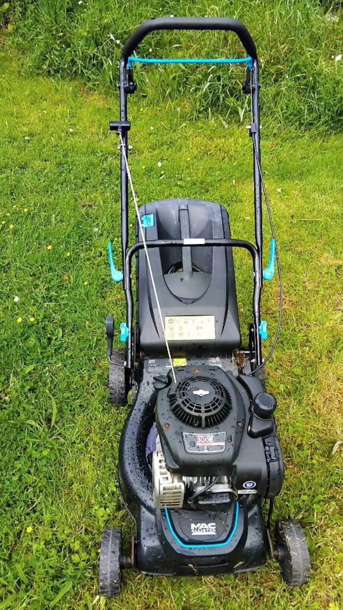 Push mower - Image 1