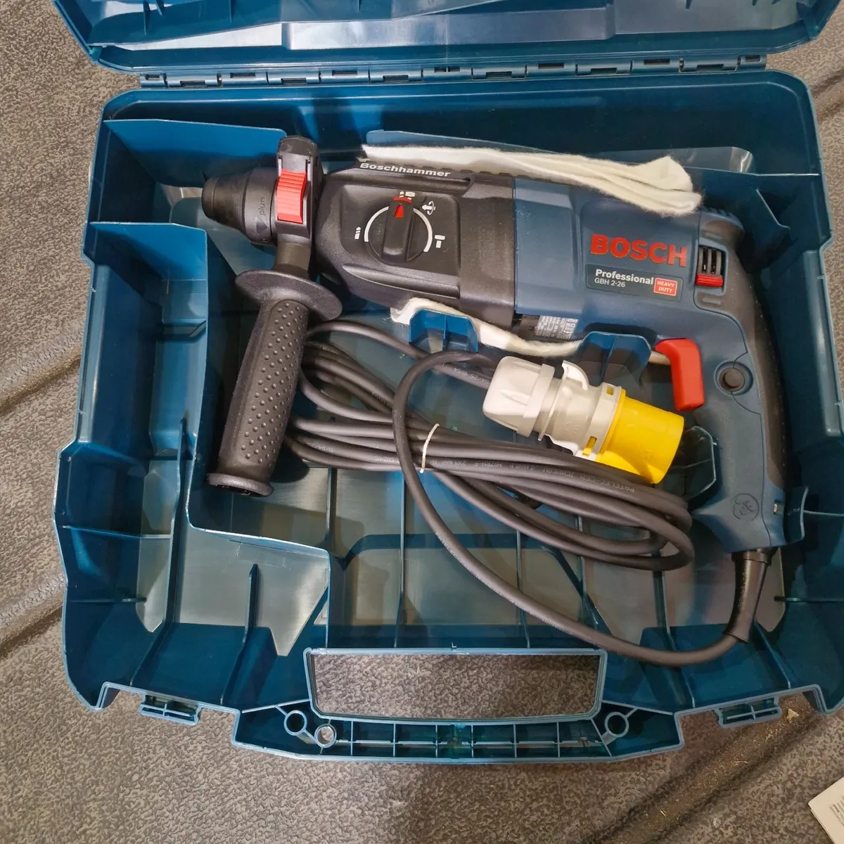 bosch drill - Image 1