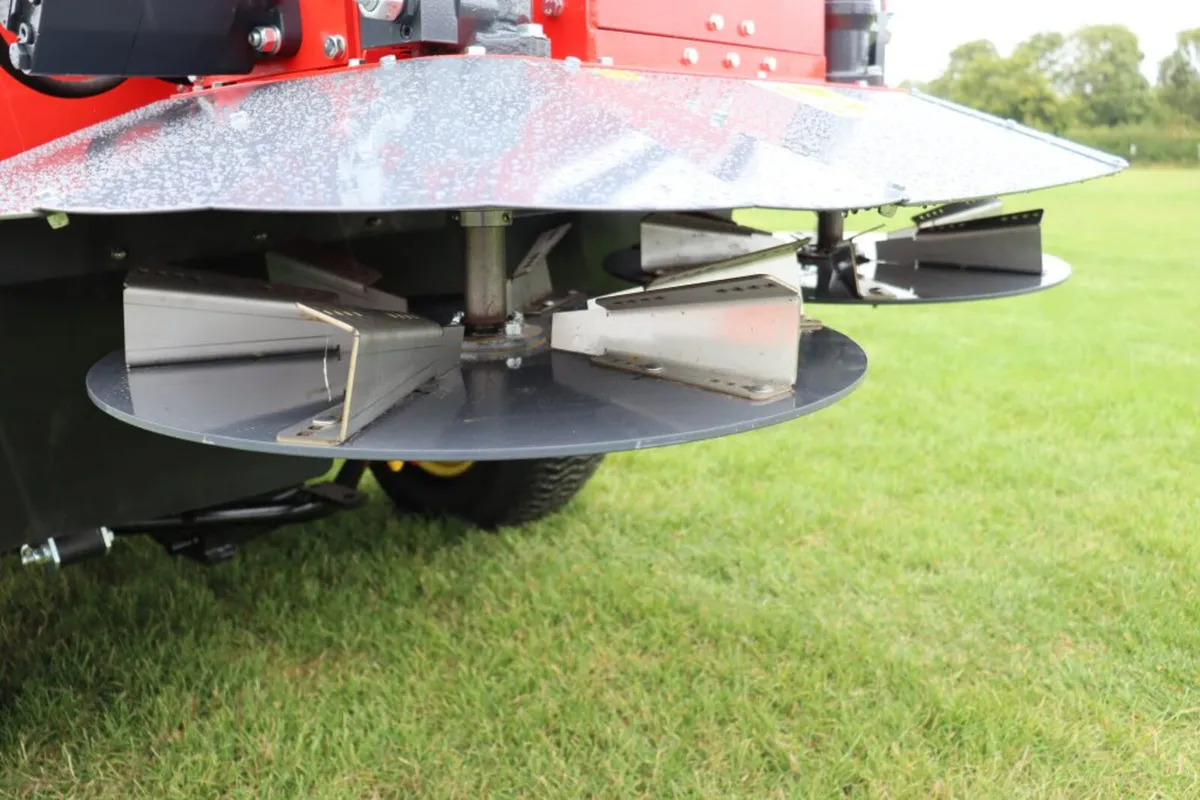 Vale Stargreen Sand Spreader td1500 & td700 - Image 2