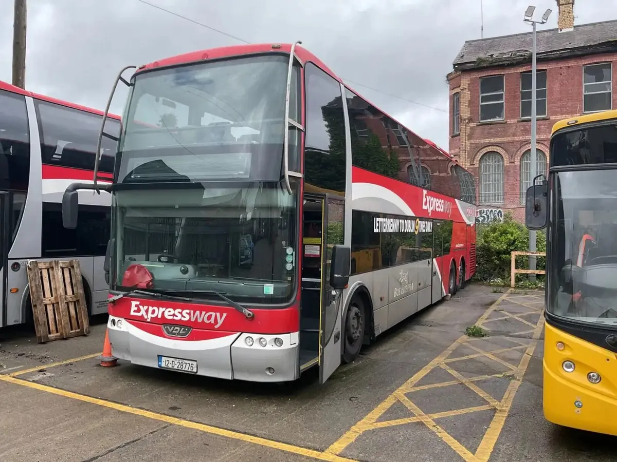 8 x Bus Eireann Coaches For Auction - Image 2