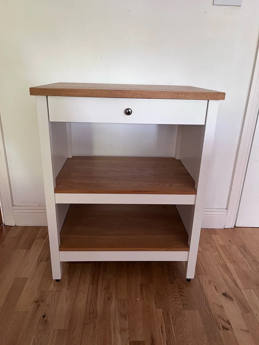 Small kitchen island - Image 1