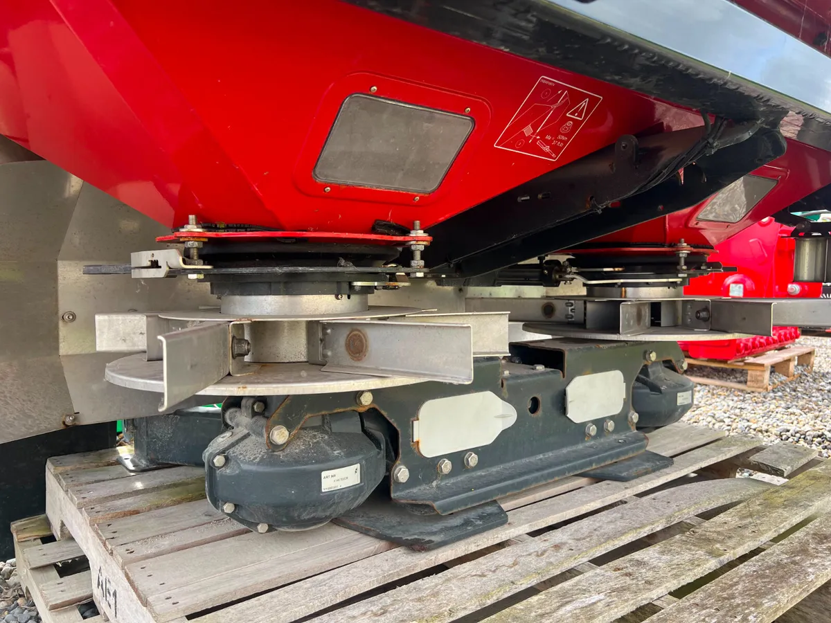 Kverneland CL GEOSPREAD -  Fertiliser spreader - Image 2