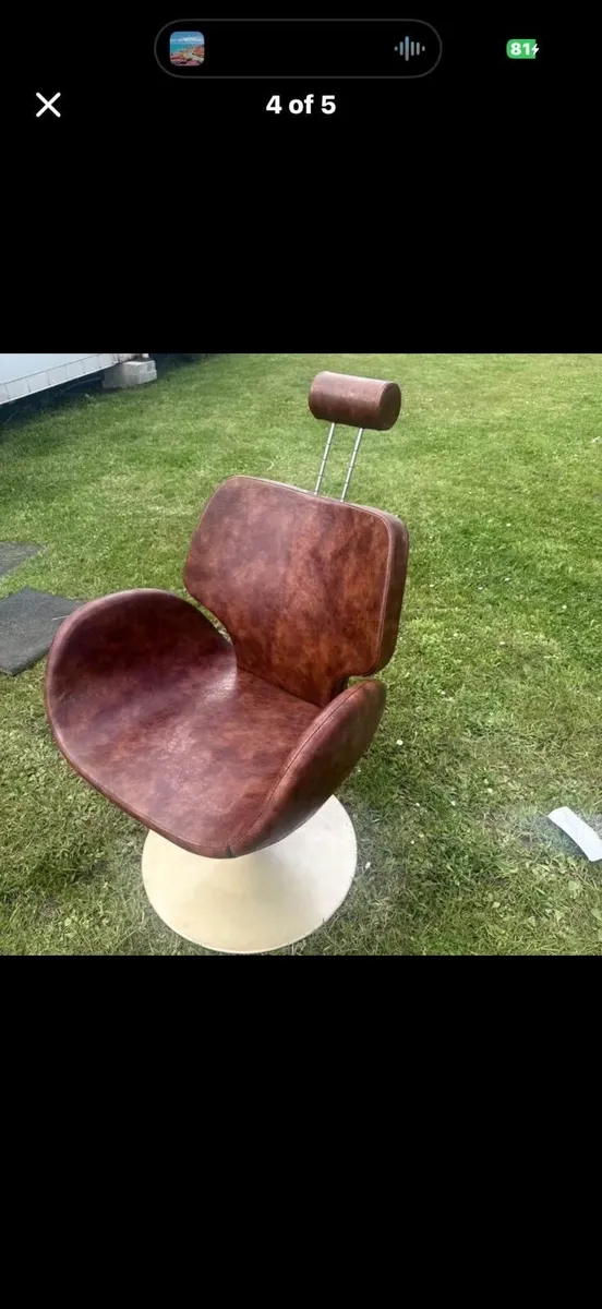 Beauty chair - Image 2
