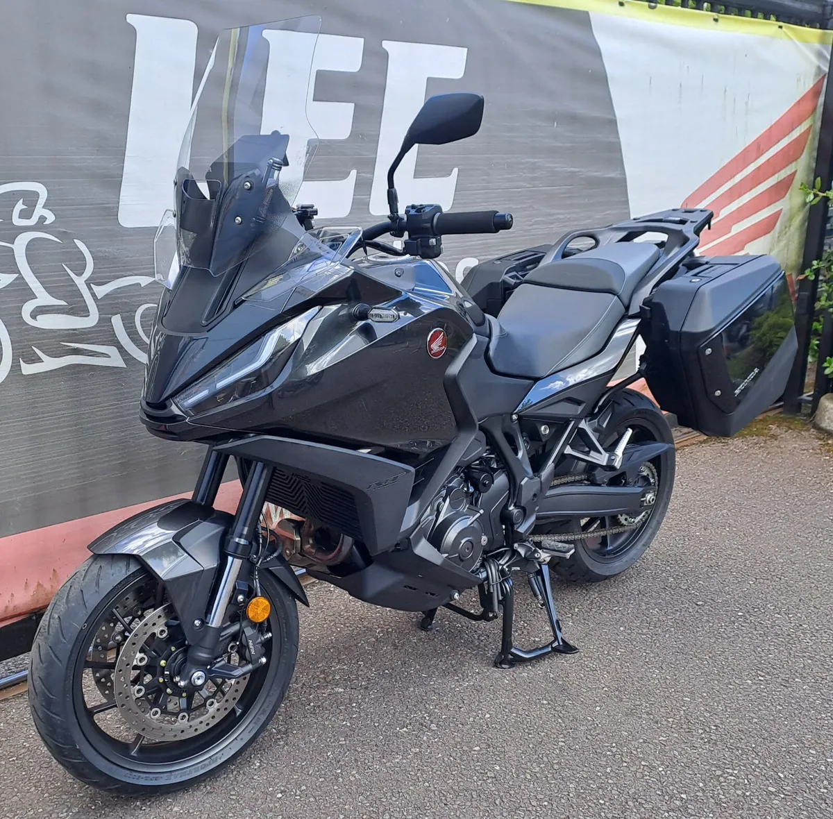 2025 HONDA NT1100 DCT - Image 4