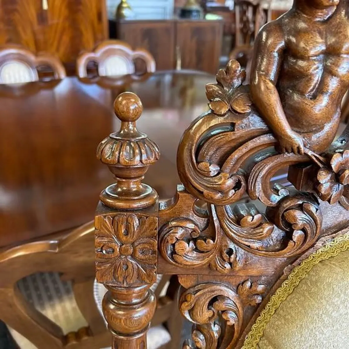 Fabulous monumental pair of antique throne chairs - Image 3