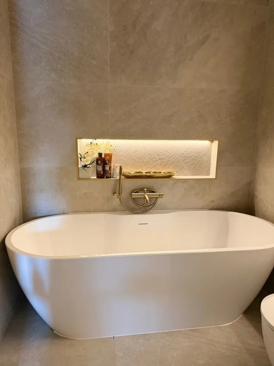 Bath for Sale - Image 1