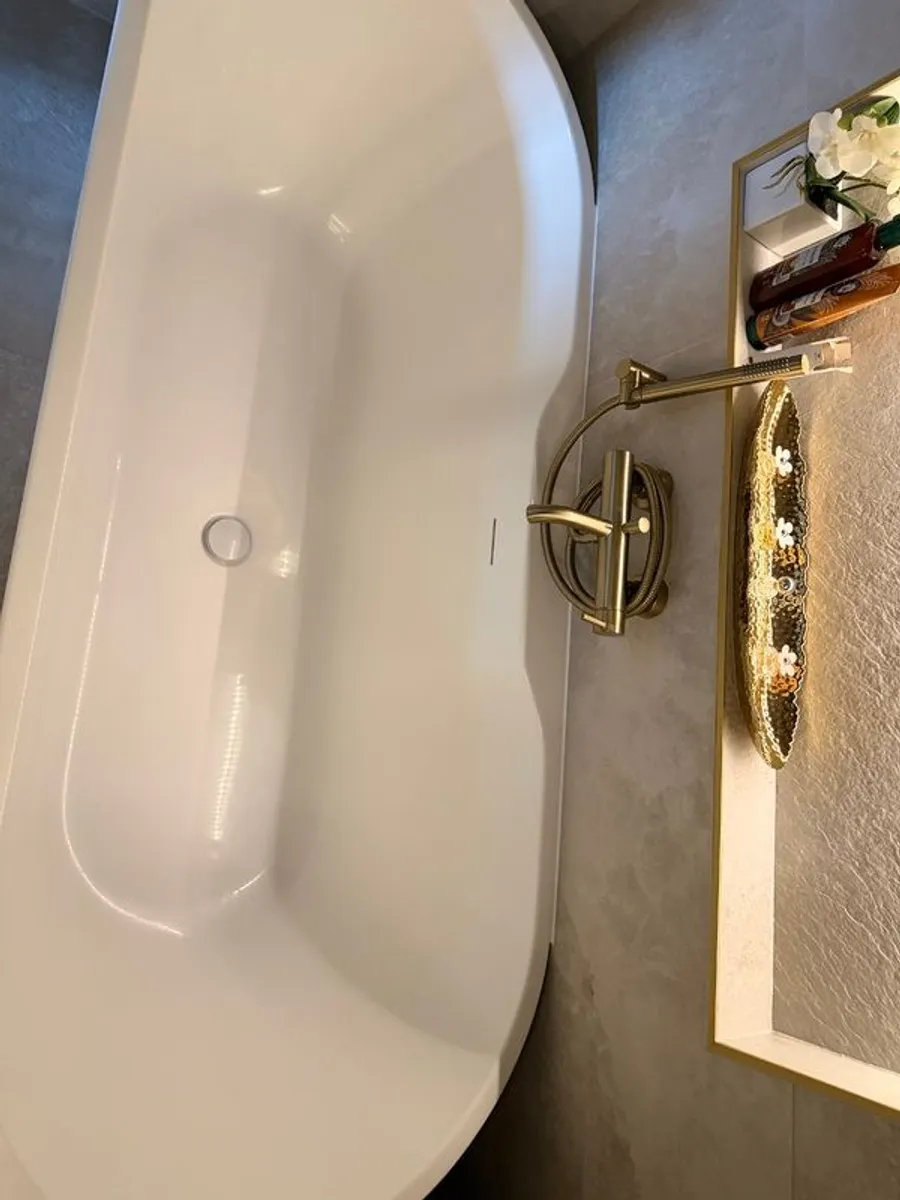 Bath for Sale - Image 3