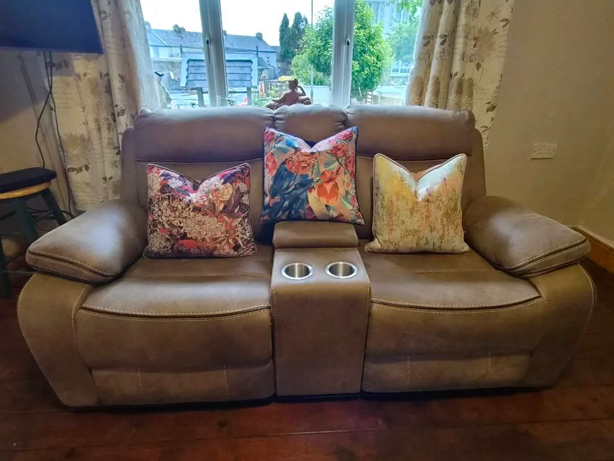 Sofa - Image 3
