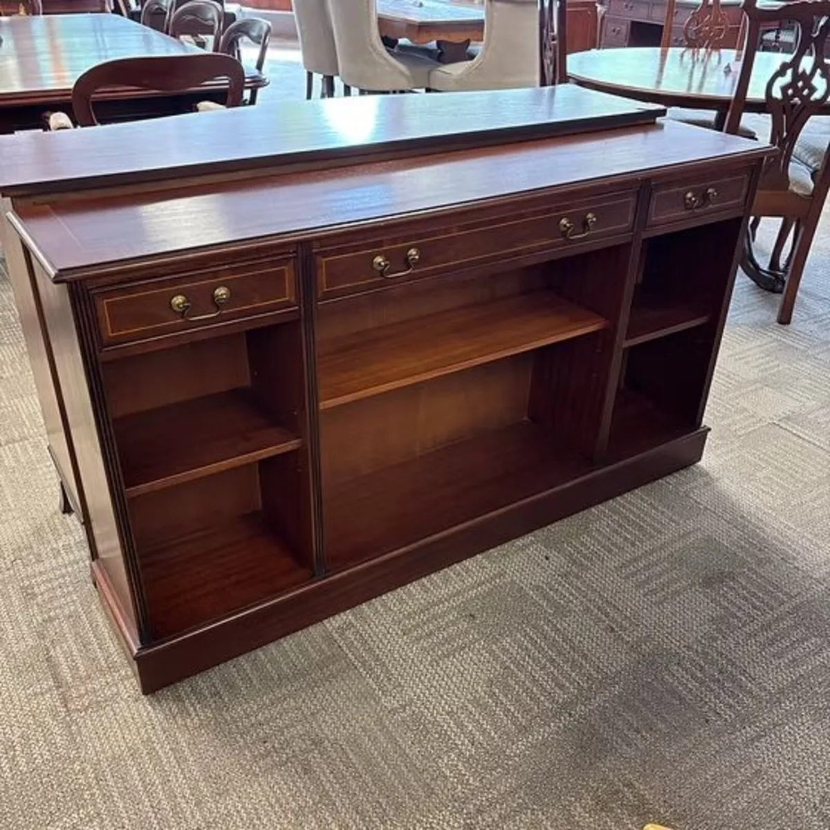 Beautiful mahogany J. Sydney Smith open bookcase w