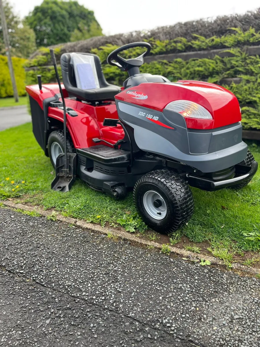 2024 castlegarden petrol ride on lawnmower - Image 1