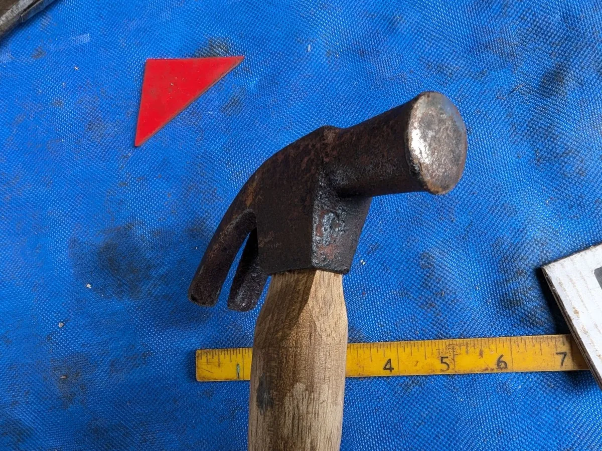 16oz Claw Hammer - Image 4